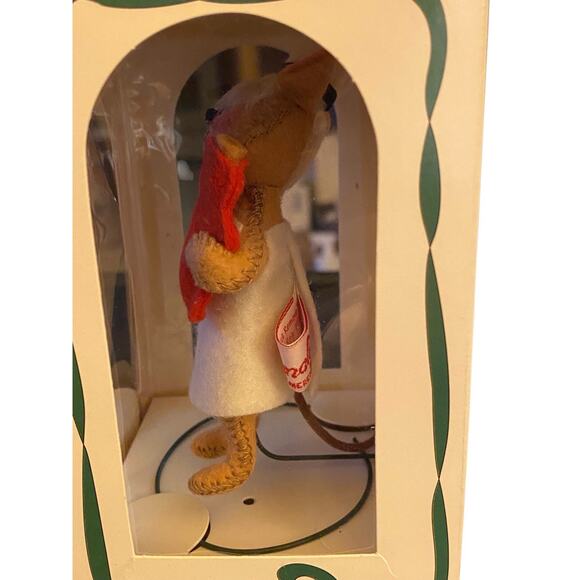 Annalee 3" Nurse Mouse with Red Hot Water Bottle Vintage Doll 1996 Home Decor - Picture 4 of 6